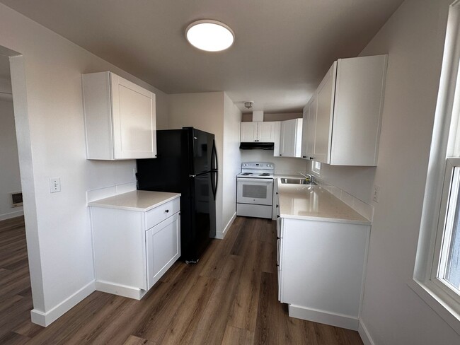 Building Photo - 142
