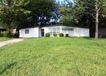 Primary Photo - 1927 Orlean Dr