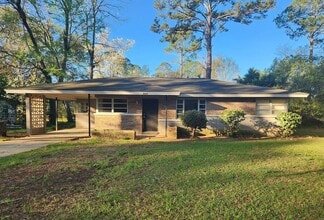 Building Photo - 511 Johnson Rd