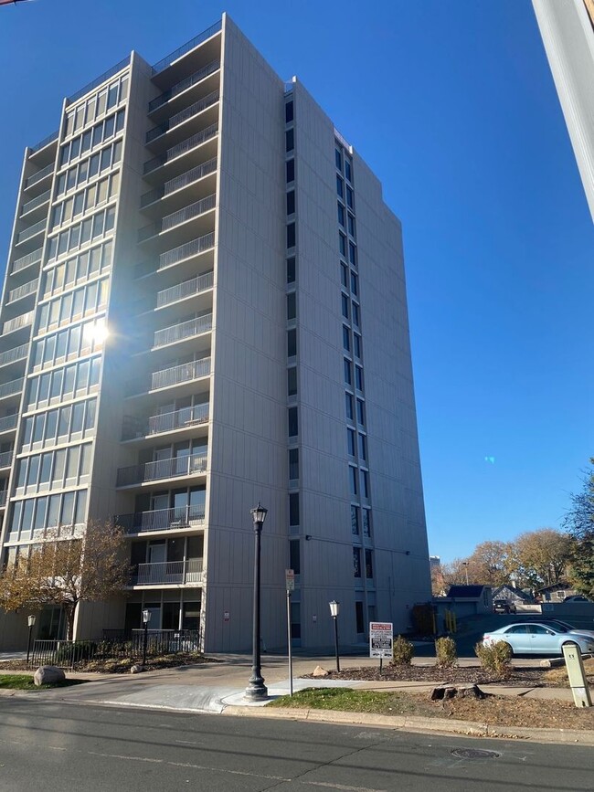 Interior Photo - Thornton Place Apartments