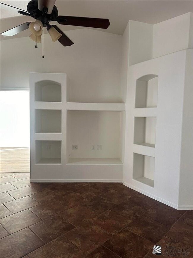 Building Photo - 3182 S Ragen Dr