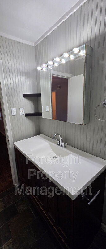 Building Photo - 7303 Bucknell Dr