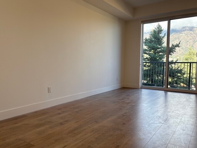 Building Photo - 1980 Upper Sundance Dr