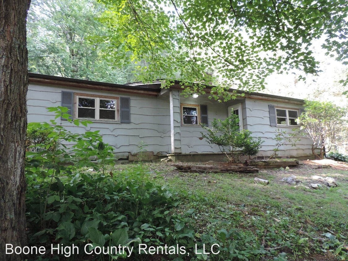 Primary Photo - 3 br, 2 bath House - 4213 Hwy 105 South