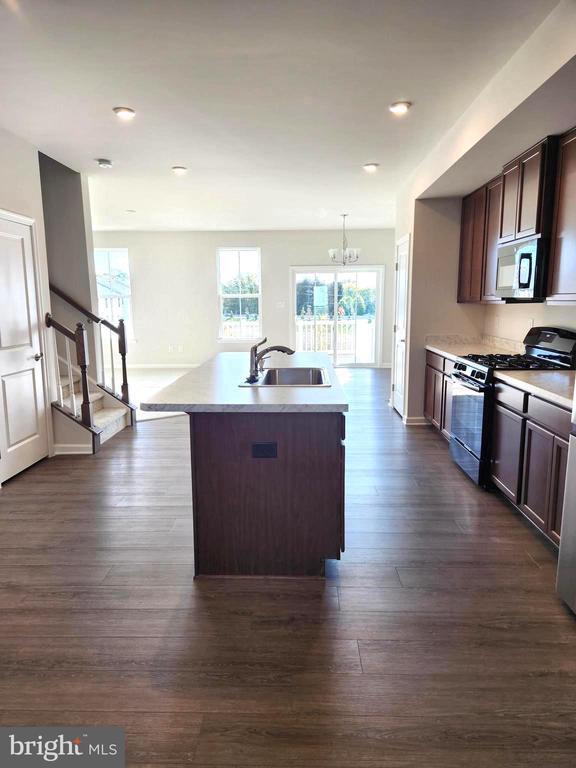 Building Photo - 30 Sage Wy