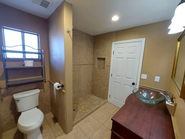 Building Photo - 56164 Papago Trail