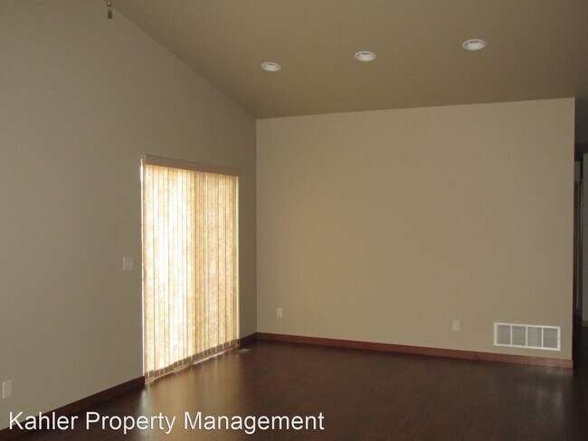 Building Photo - 3 br, 2 bath House - 10950 Freedom Trail