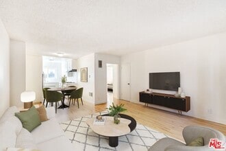 Building Photo - 2332 S Beverly Glen Blvd