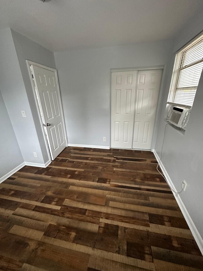 Foto del edificio - 2026 Palafox St