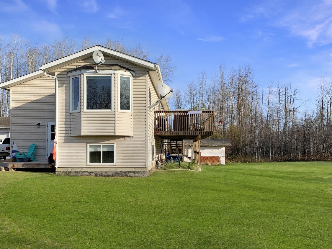 Photo principale - 743025 Range Rd 54