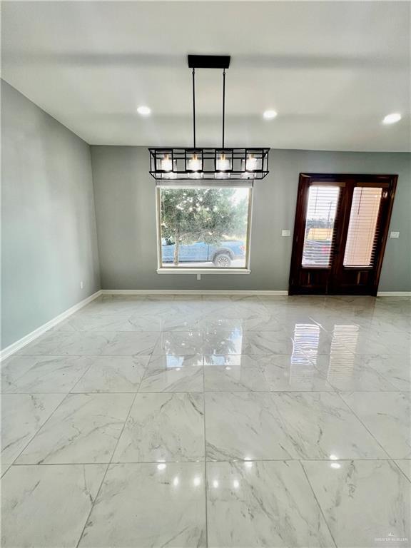 Foto del edificio - 5307 N Crown Point