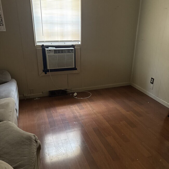 Foto del edificio - 719 N 31st St