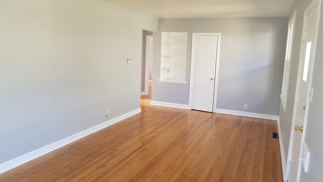 Foto del edificio - 8618 S Jeffery Ave