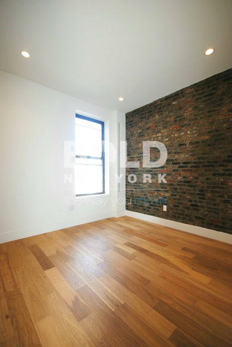 Building Photo - 112 Avenue C