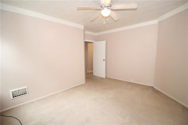 Foto del edificio - 180 Oneida St