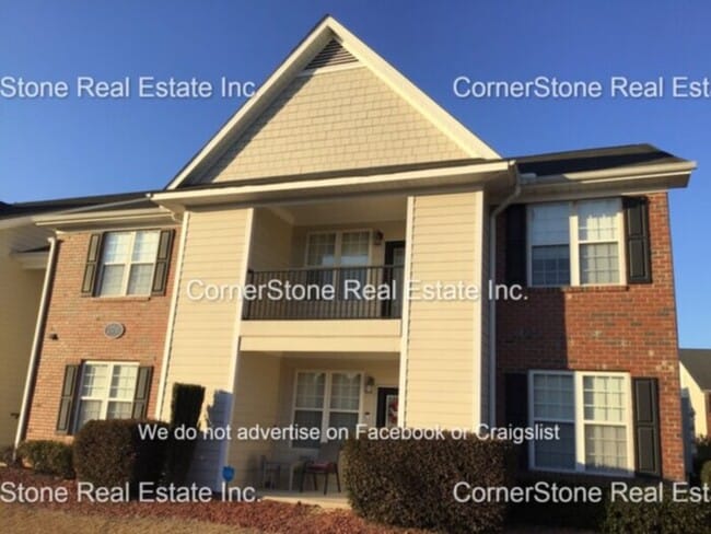 Building Photo - 4050 Bardstown Ct