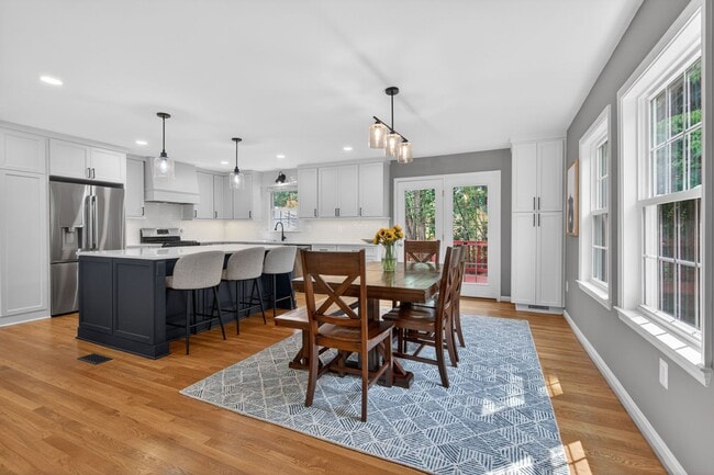 Photo - Gorgeous, updated SFH in desirable Gunnell Farms, Vienna House