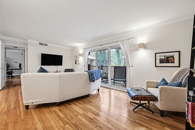 Foto del edificio - 1245 Island Dr