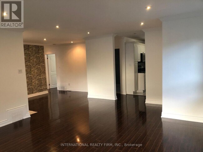 Building Photo - 55 Kenton Dr