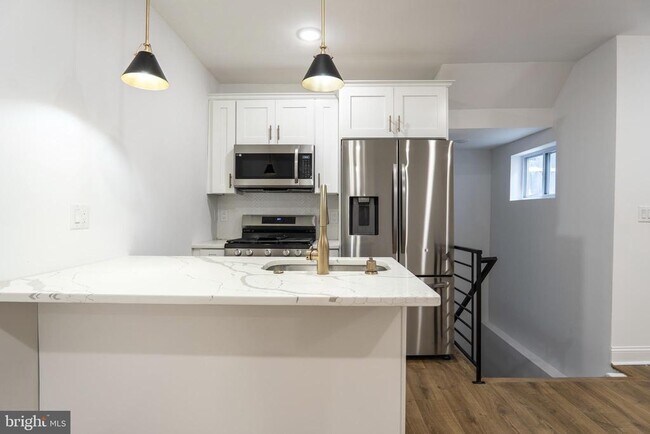 Foto del edificio - 673 N Preston St