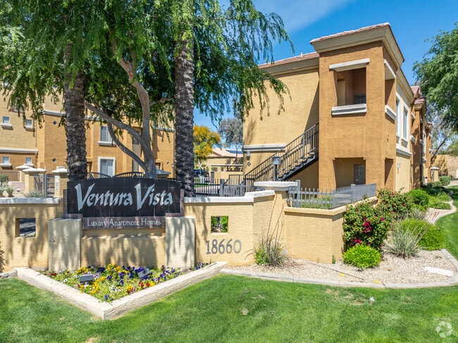 Building Photo - Ventura Vista