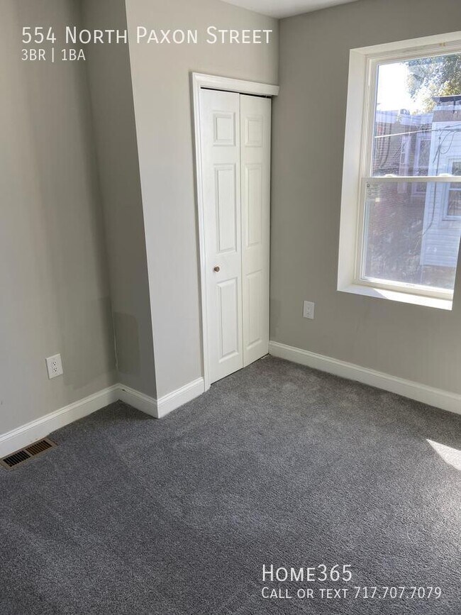 Foto del edificio - Beautifully renovated Townhome available n...