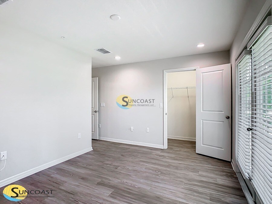 Primary Photo - 3821 SW 43rd Ct
