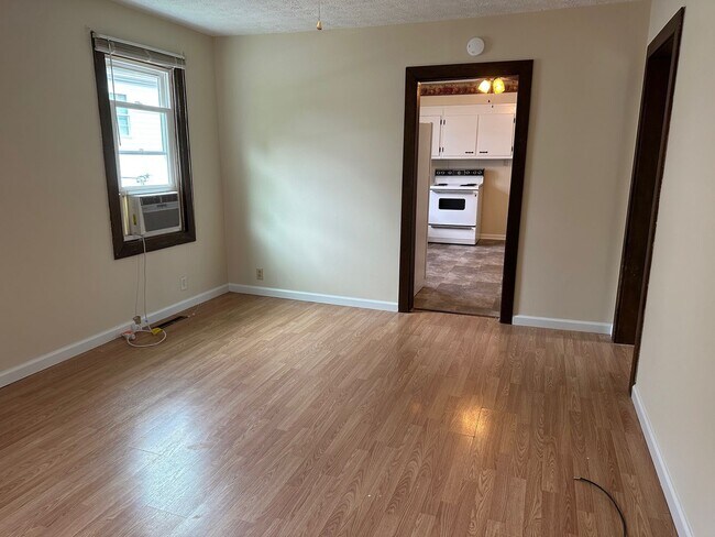Foto del edificio - 3 Bedroom / 1.5 Bath ? Kingsport, TN