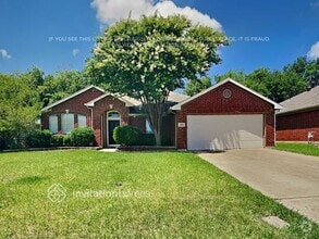 Building Photo - 1501 High Crest Dr
