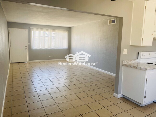Foto del edificio - 3233 Arlene Way