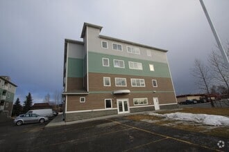 Building Photo - 6942 Meadow St