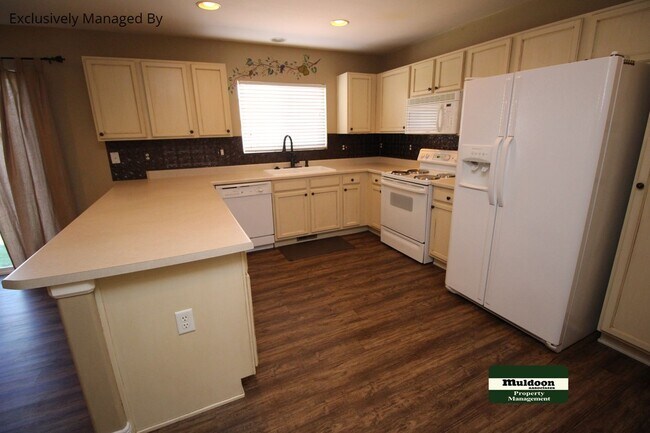 Foto del edificio - 2041 Springside Dr
