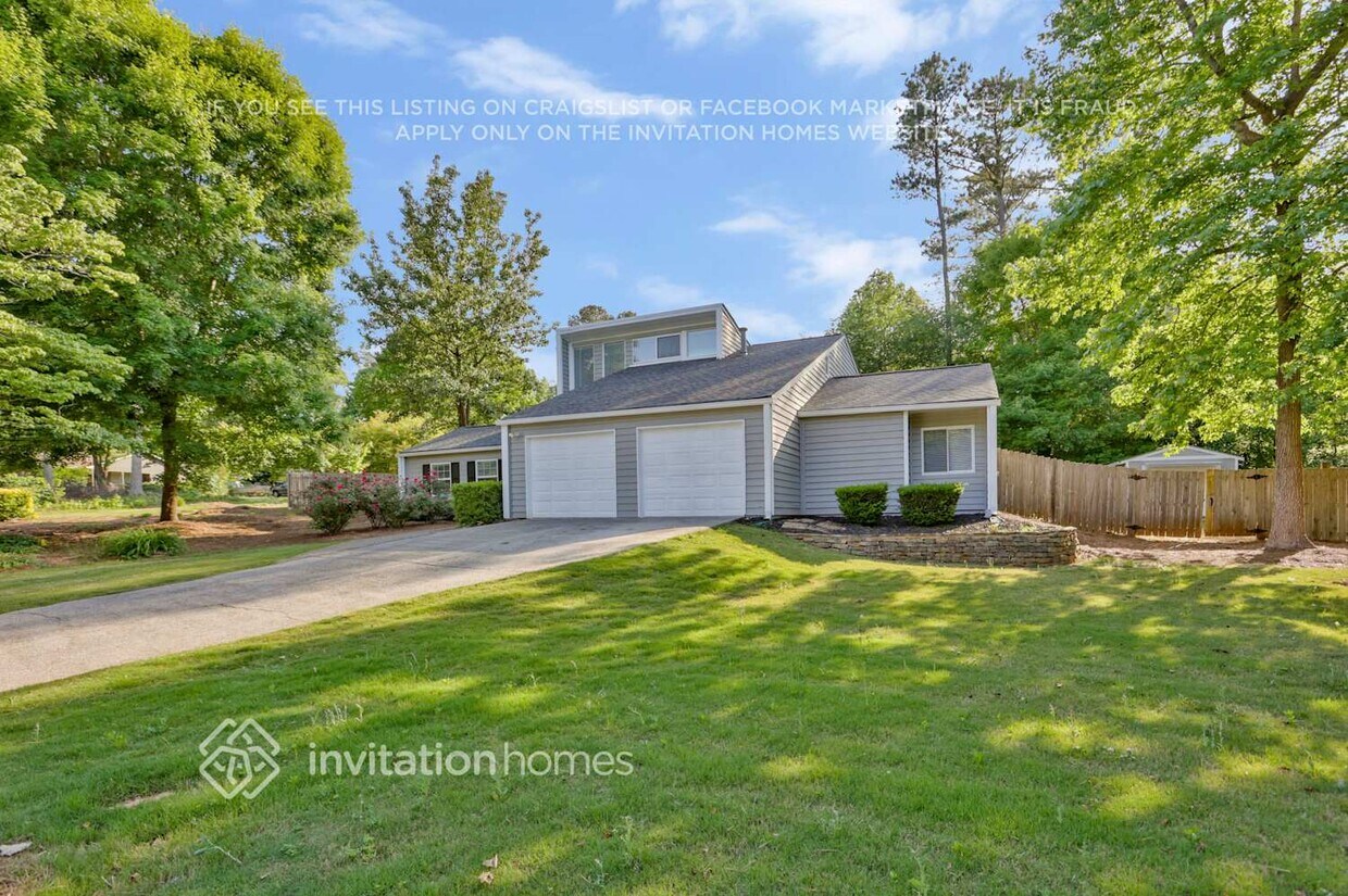 Foto principal - 4648 N Landing Dr