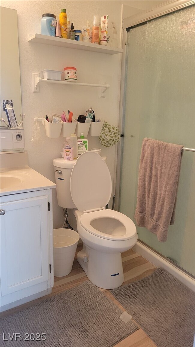 Foto del edificio - 2140 Willowbury Dr