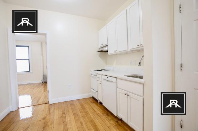 Foto principal - 1 bedroom in Allston MA 02134