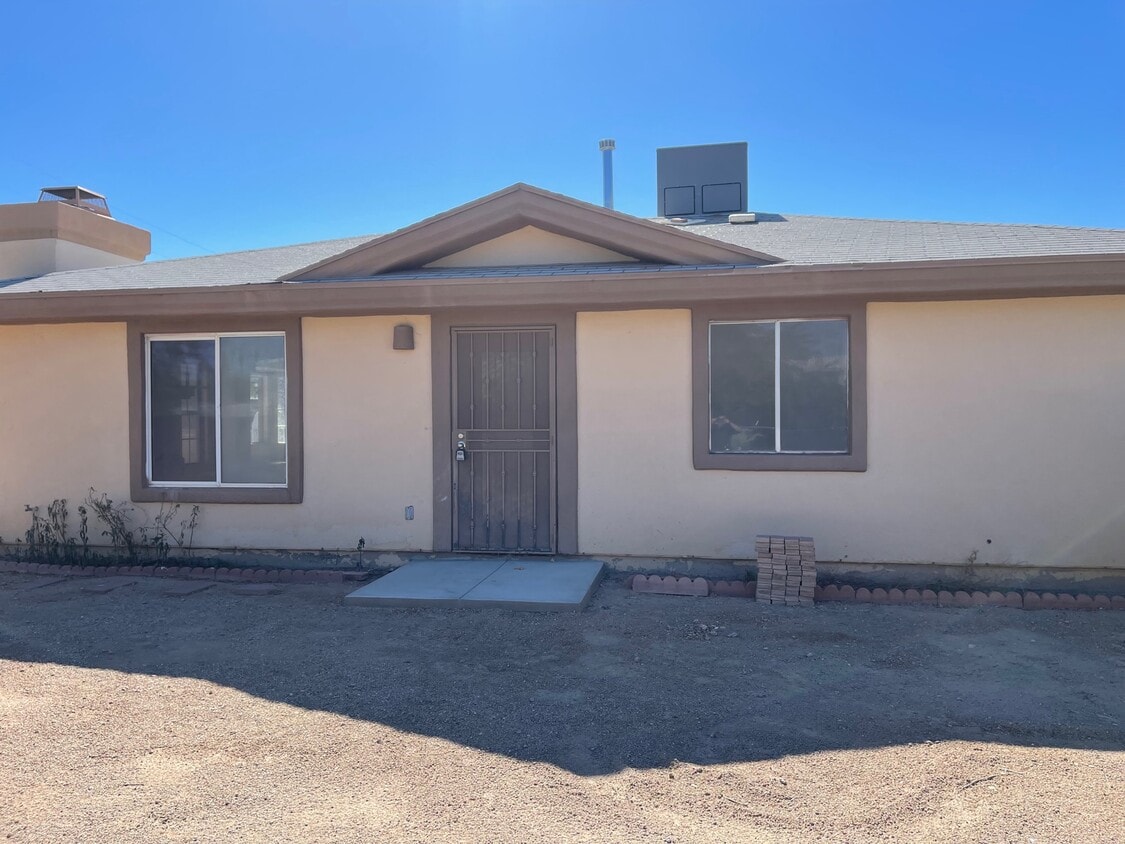 2333 W Holladay St, Tucson, AZ 85746 House Rental in Tucson, AZ