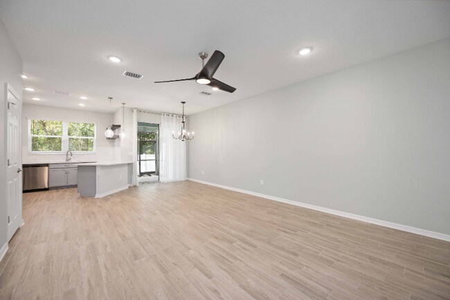 Building Photo - 3040 Via Sienna Cir