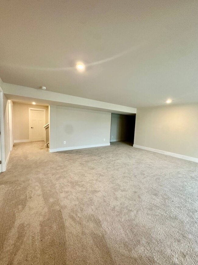 Foto del edificio - 9080 Piney Mountain Rd