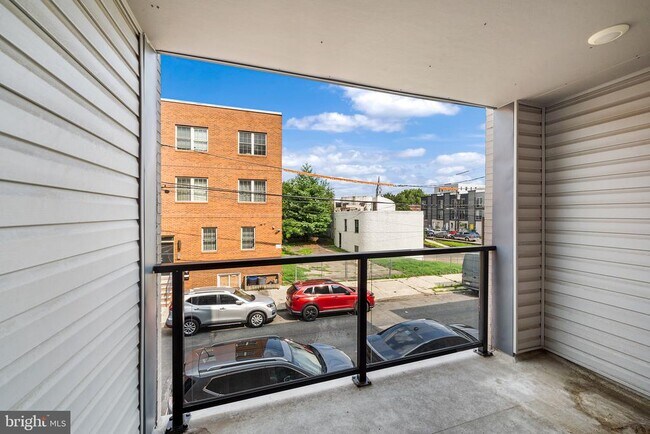 Building Photo - 1316 N Franklin St