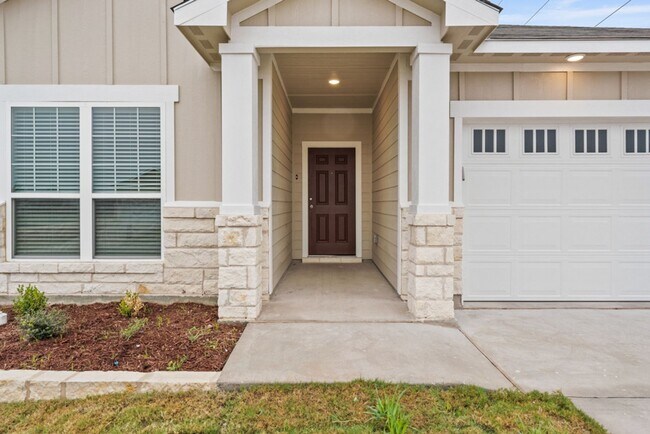 Foto del edificio - Spacious 4-Bedroom Home – Troy ISD!