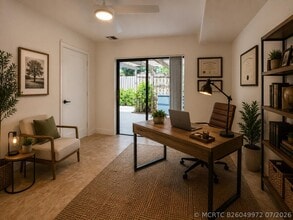 Building Photo - 708 7th Ln