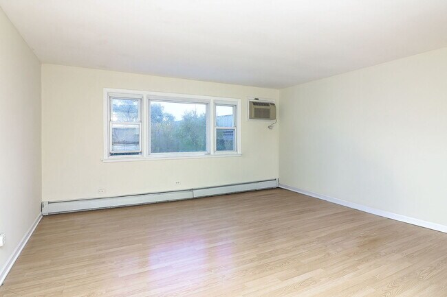 Foto del edificio - 6708 W 107th St