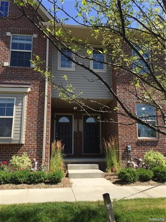 Foto principal - 13121 Woodridge Cir