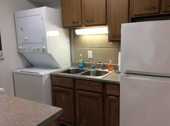 Building Photo - 116 Pulaski St