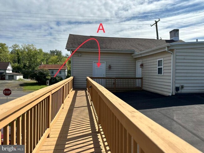 Building Photo - 2244 York Rd