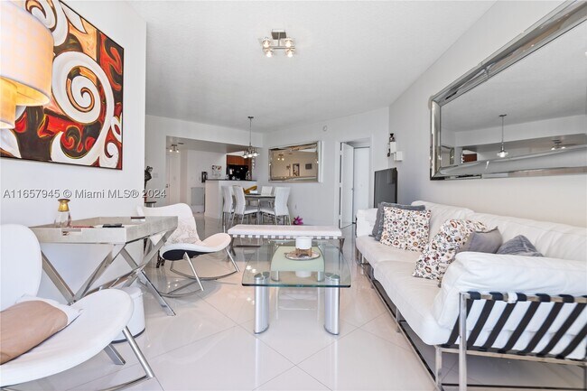 Building Photo - 16699 Collins Ave