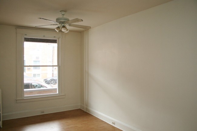 Building Photo - 611 S Eaton St