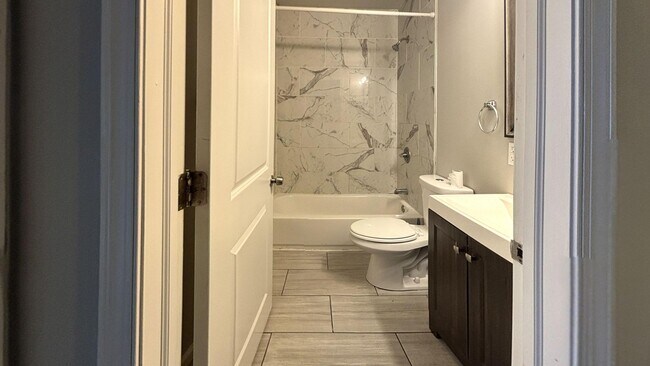 Building Photo - Modern 3-Bed, 1.5-Bath Rental with Updated Finishes