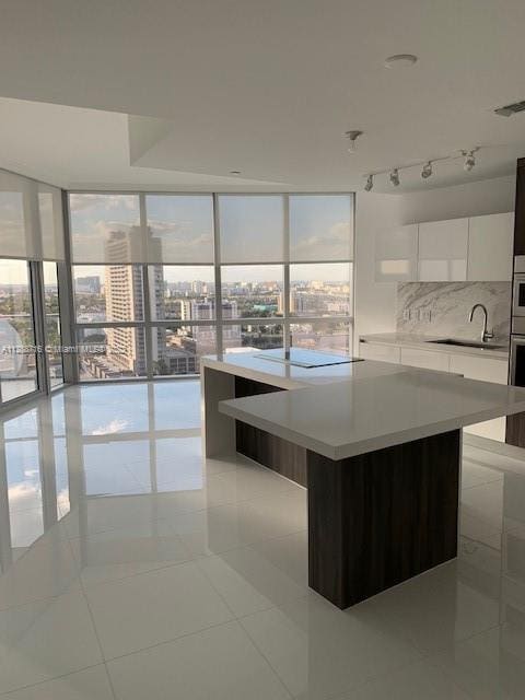 851 NE 1st Ave Unit 1704 Photo