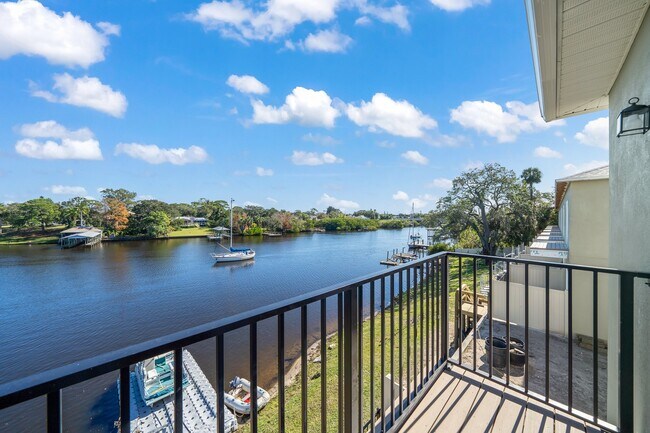 Building Photo - 893 Paddleboard Ct